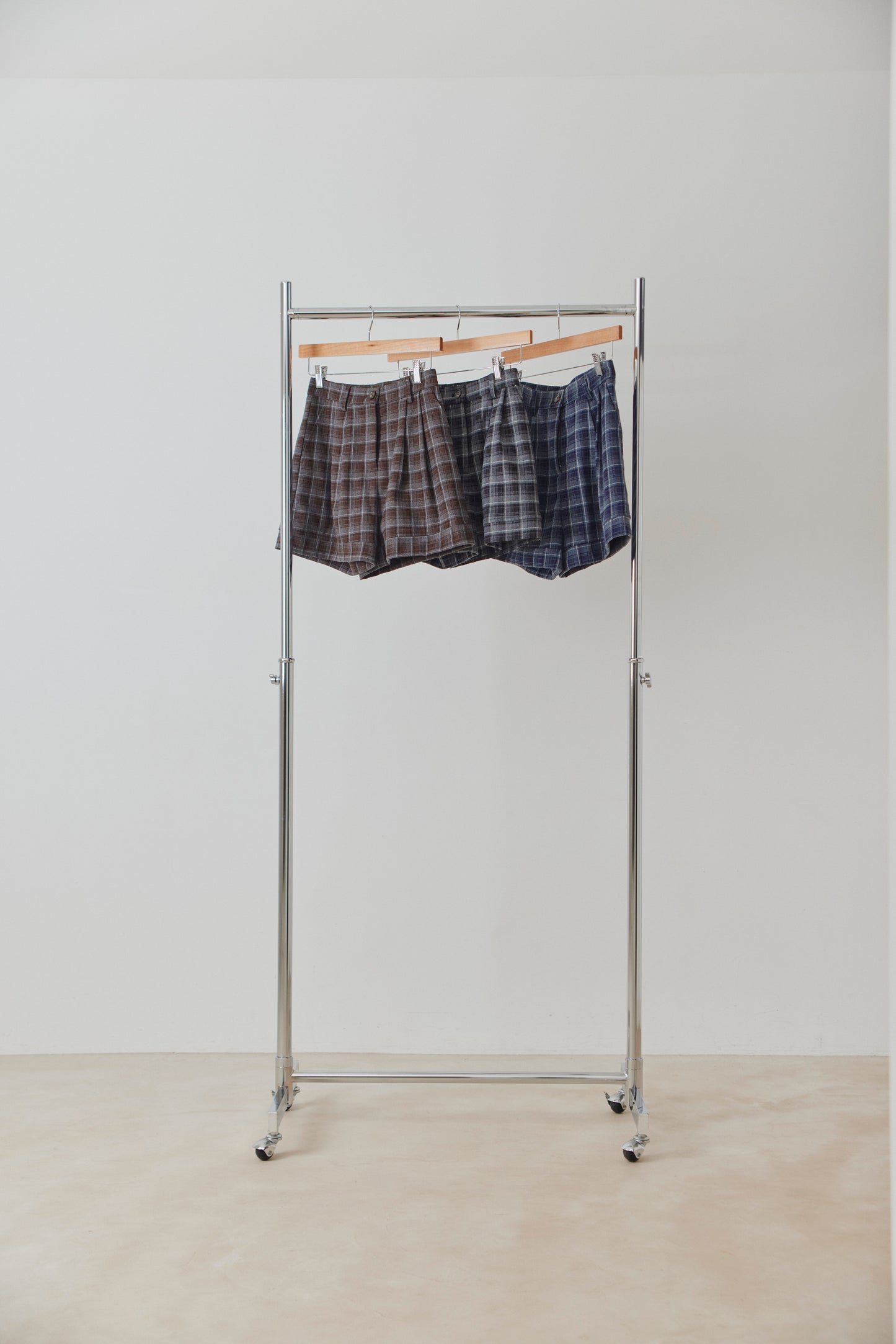 Check Short Pants